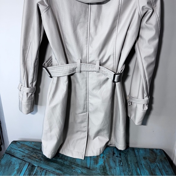 True North Women's Size Small Beige Spring/Fall Coat Hooded Lined Size Small - Picture 7 of 10